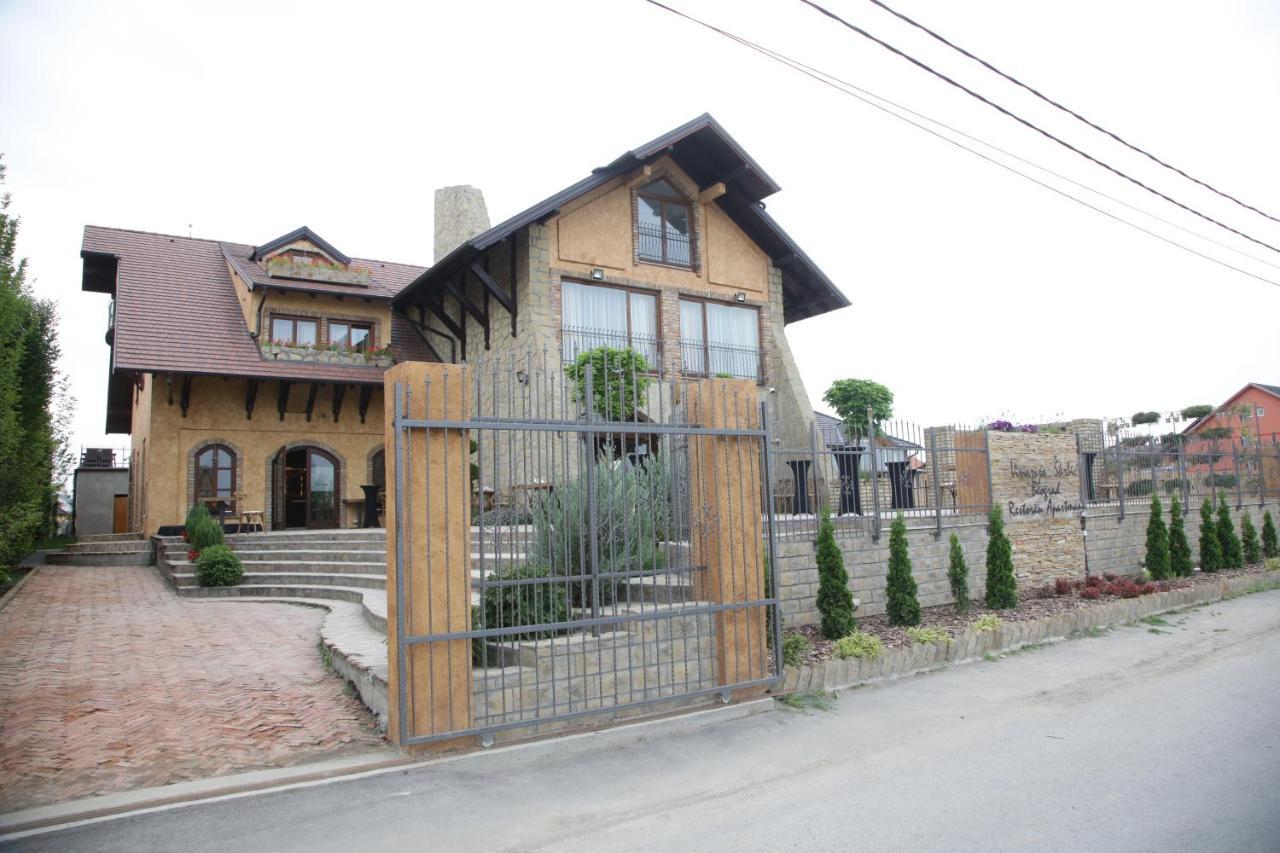 Garni Hotel Chicha - Winery Skrbic Beograd Ngoại thất bức ảnh