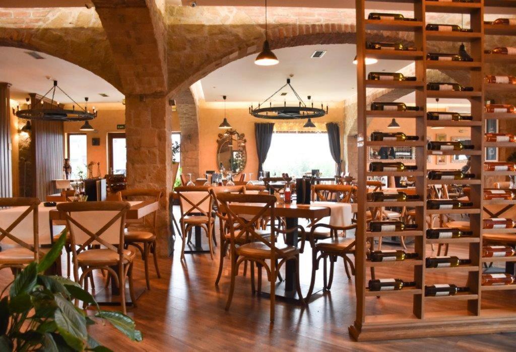 Garni Hotel Chicha - Winery Skrbic Beograd Ngoại thất bức ảnh