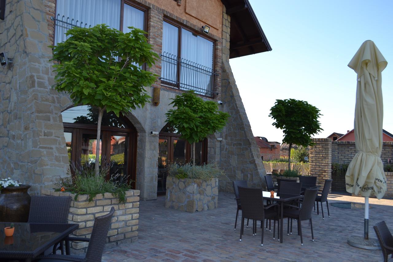 Garni Hotel Chicha - Winery Skrbic Beograd Ngoại thất bức ảnh