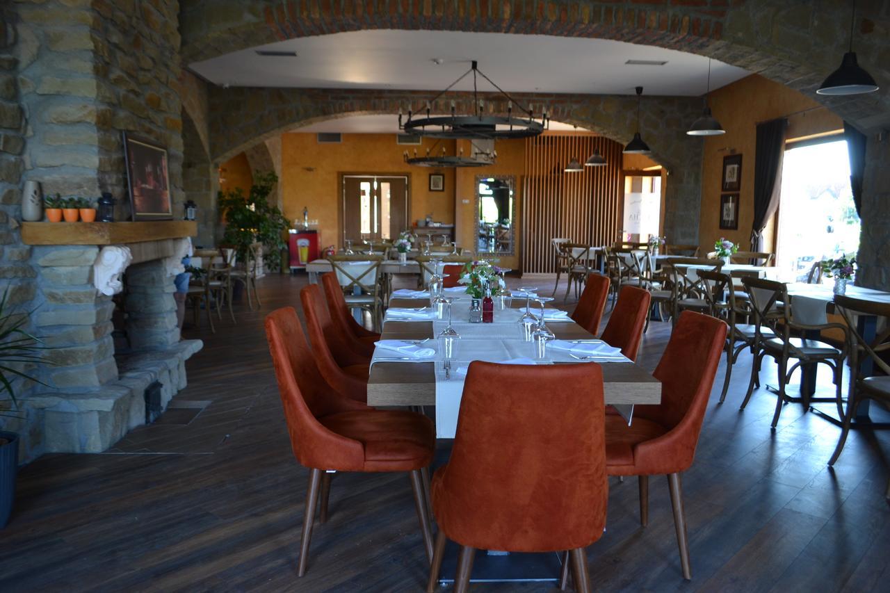 Garni Hotel Chicha - Winery Skrbic Beograd Ngoại thất bức ảnh
