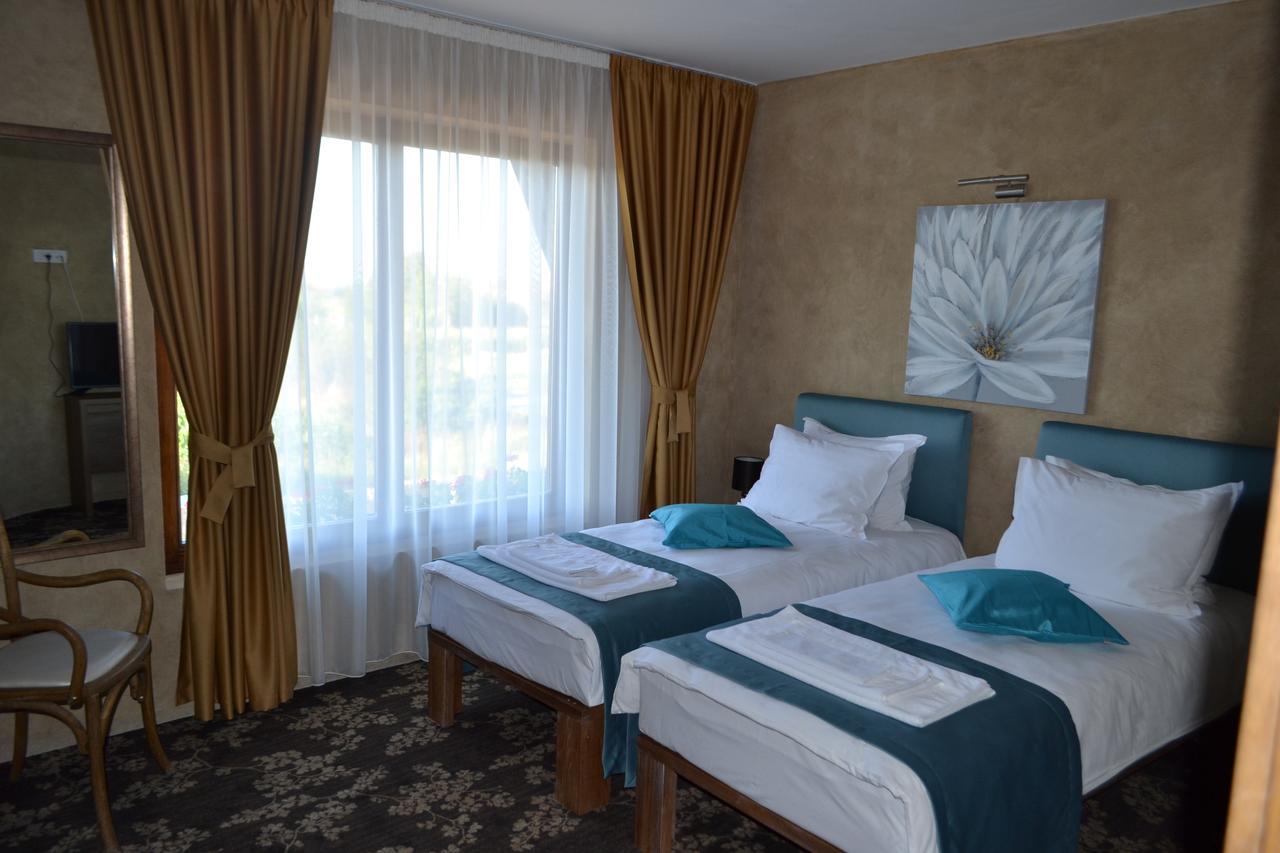 Garni Hotel Chicha - Winery Skrbic Beograd Ngoại thất bức ảnh