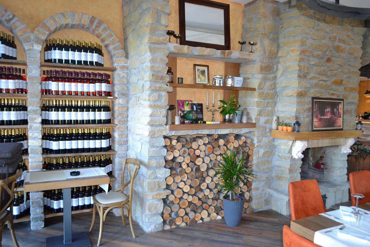 Garni Hotel Chicha - Winery Skrbic Beograd Ngoại thất bức ảnh